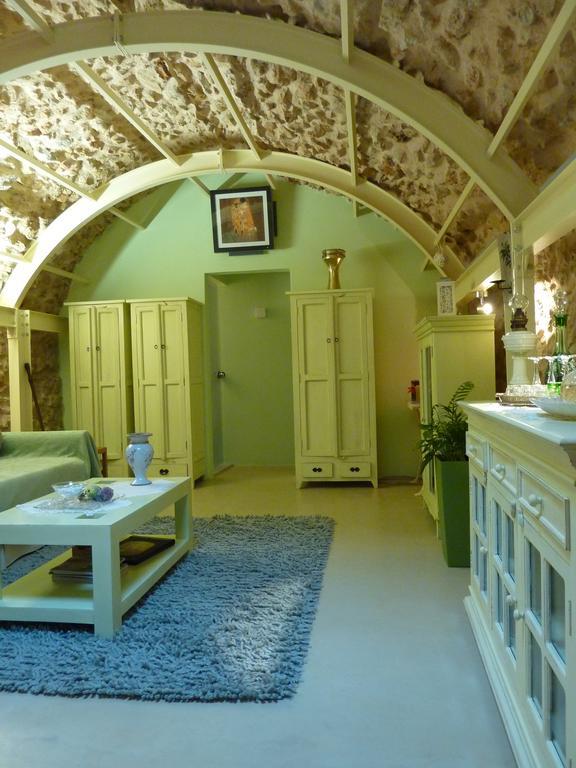 St. George Sykoussis Traditional Residence Agios Georgios Sykousis الغرفة الصورة